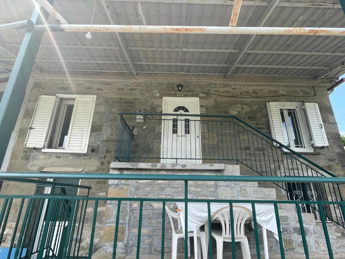 Villa Lochia - Mikrospilia House Exterior foto